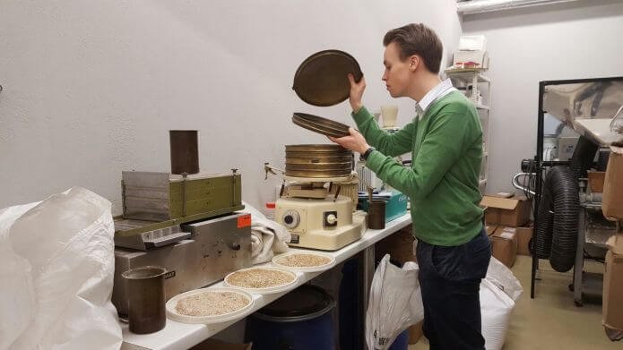 Sieve Crushed Malt