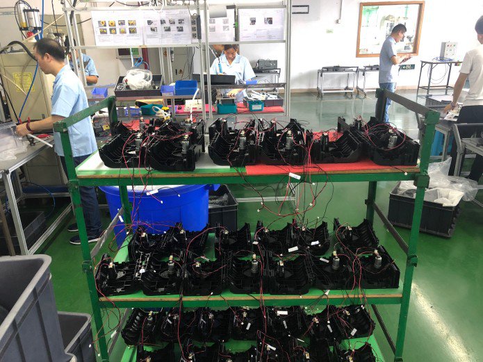 Subassembly of the top housing